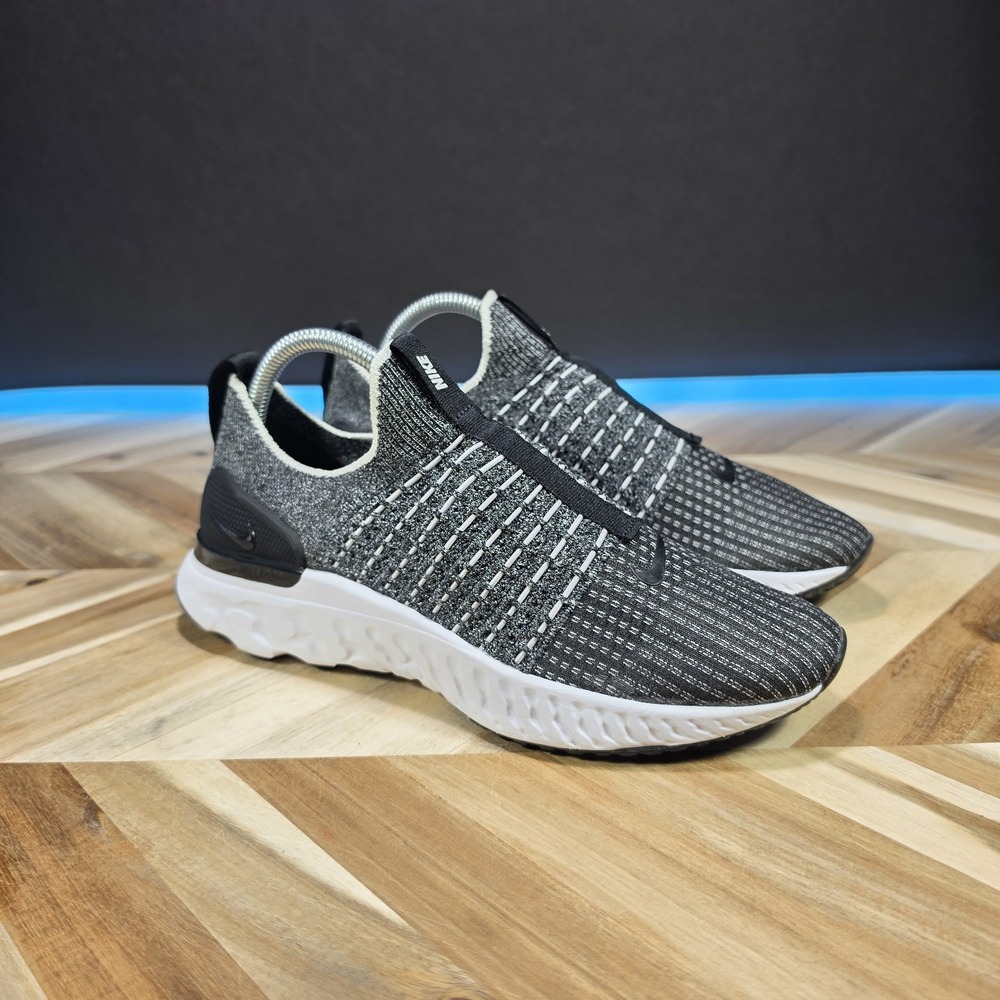 Nike React Phantom Run Flyknit 2 Oreo Shoes Womens Size 8.5 Slip-On CJ0280-002